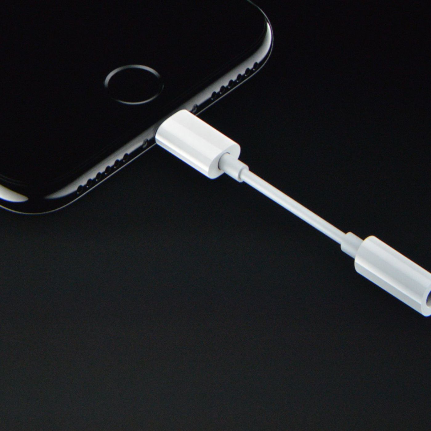 Apple lightning to headphone jack adapter