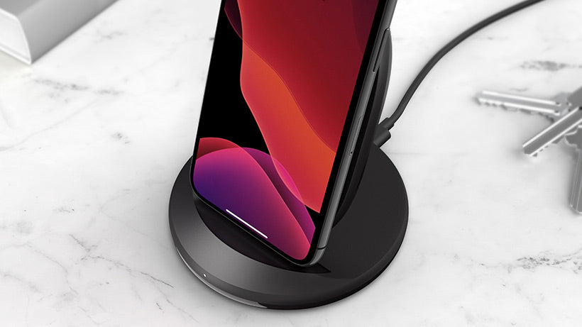 Belkin - BOOST↑CHARGE - Wireless Charging Stand 15W and QC 3.0 Wall Charger 24W - Black