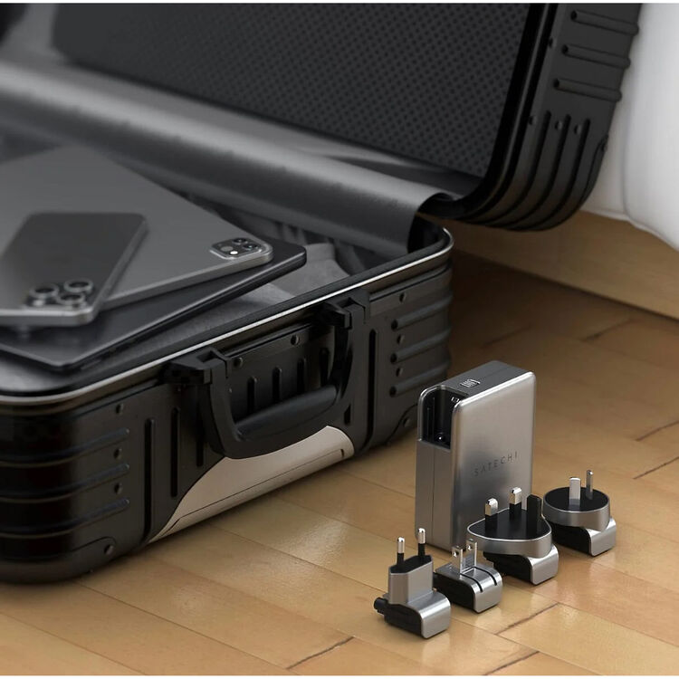 Satechi 145W USB-C 4-Port GaN Travel Charger & Adapter