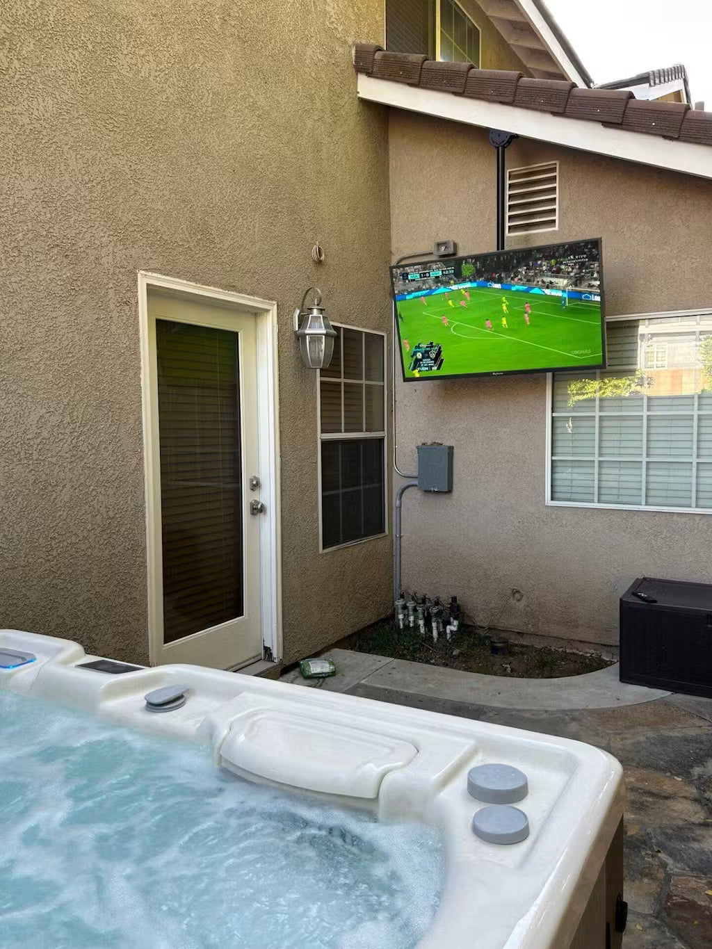 Sylvox 43" Deck Pro 3.0 Outdoor 4K Weatherproof Smart Google TV (2026)