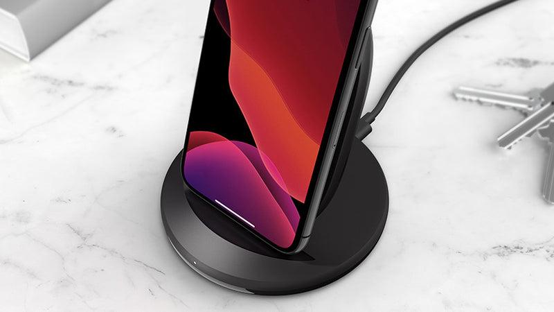 Belkin - BOOST↑CHARGE - Wireless Charging Stand 15W and QC 3.0 Wall Charger 24W - Black
